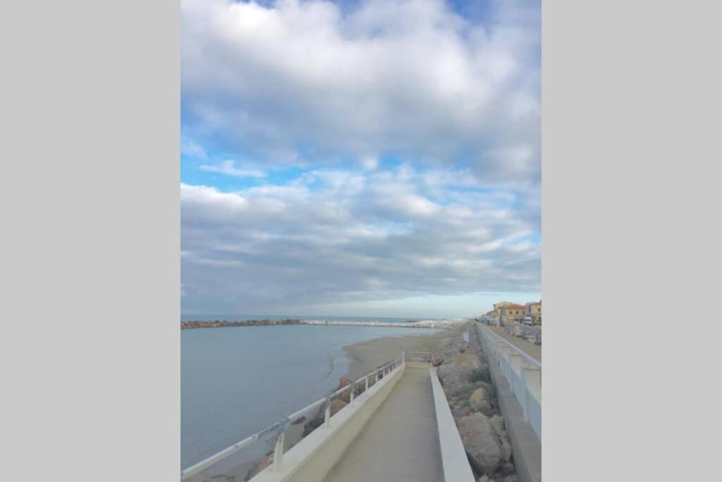 Bilocale Sul Mare Apartment Marina Di Pisa Ngoại thất bức ảnh